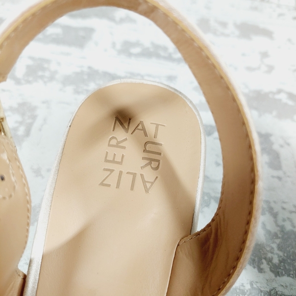 NEW Naturalizer Taimi Gold Cream Faux Leather Slingback Heeled Sandals I597 - Picture 10 of 12